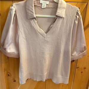 Light Pink V-Neck Collared Short Sleeve Top